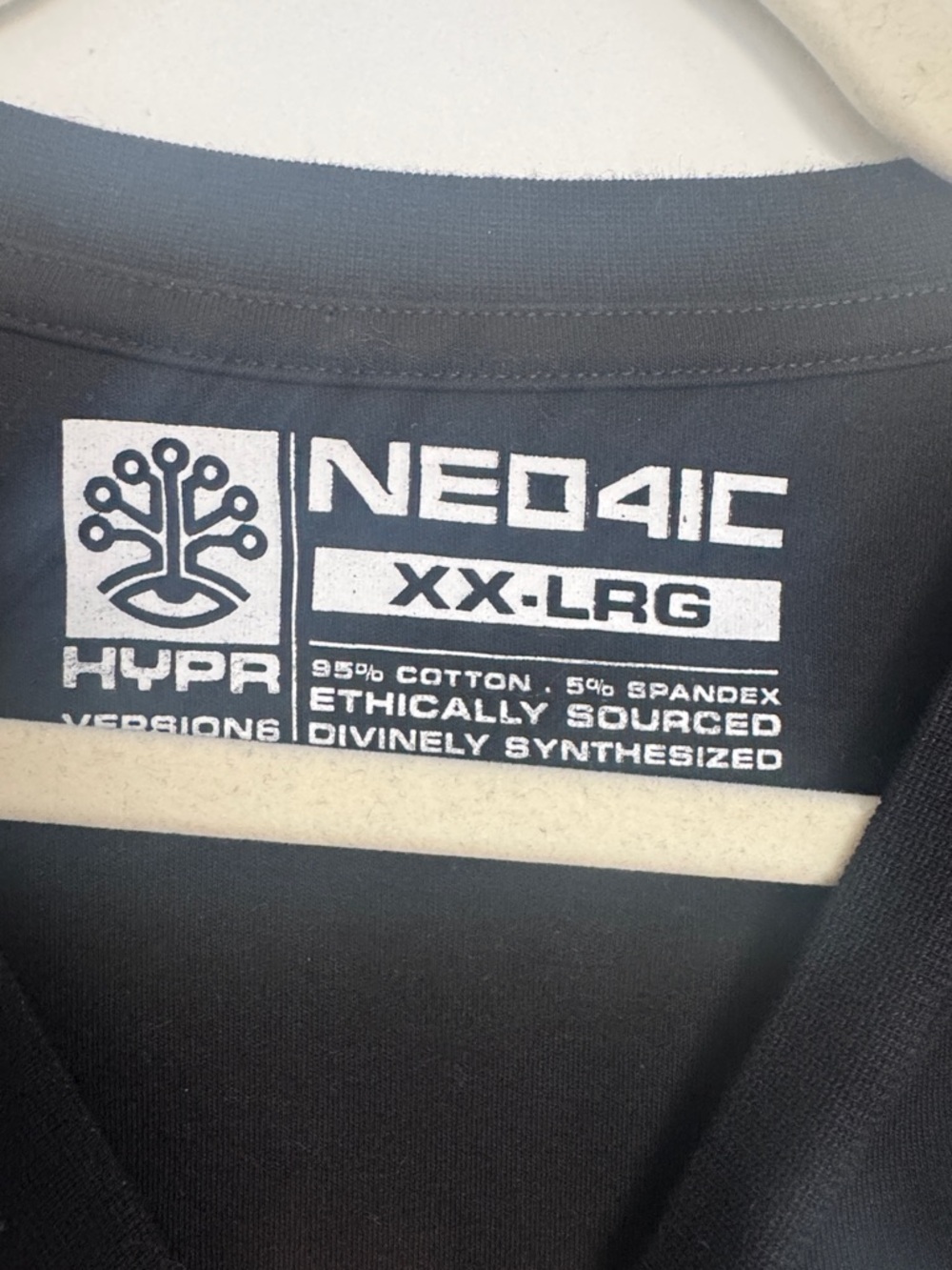 Neo4ic Tech Black Graphic Men’s T‑Shirt with Circuitry Print -XXL -NWOT - Picture 3 of 4